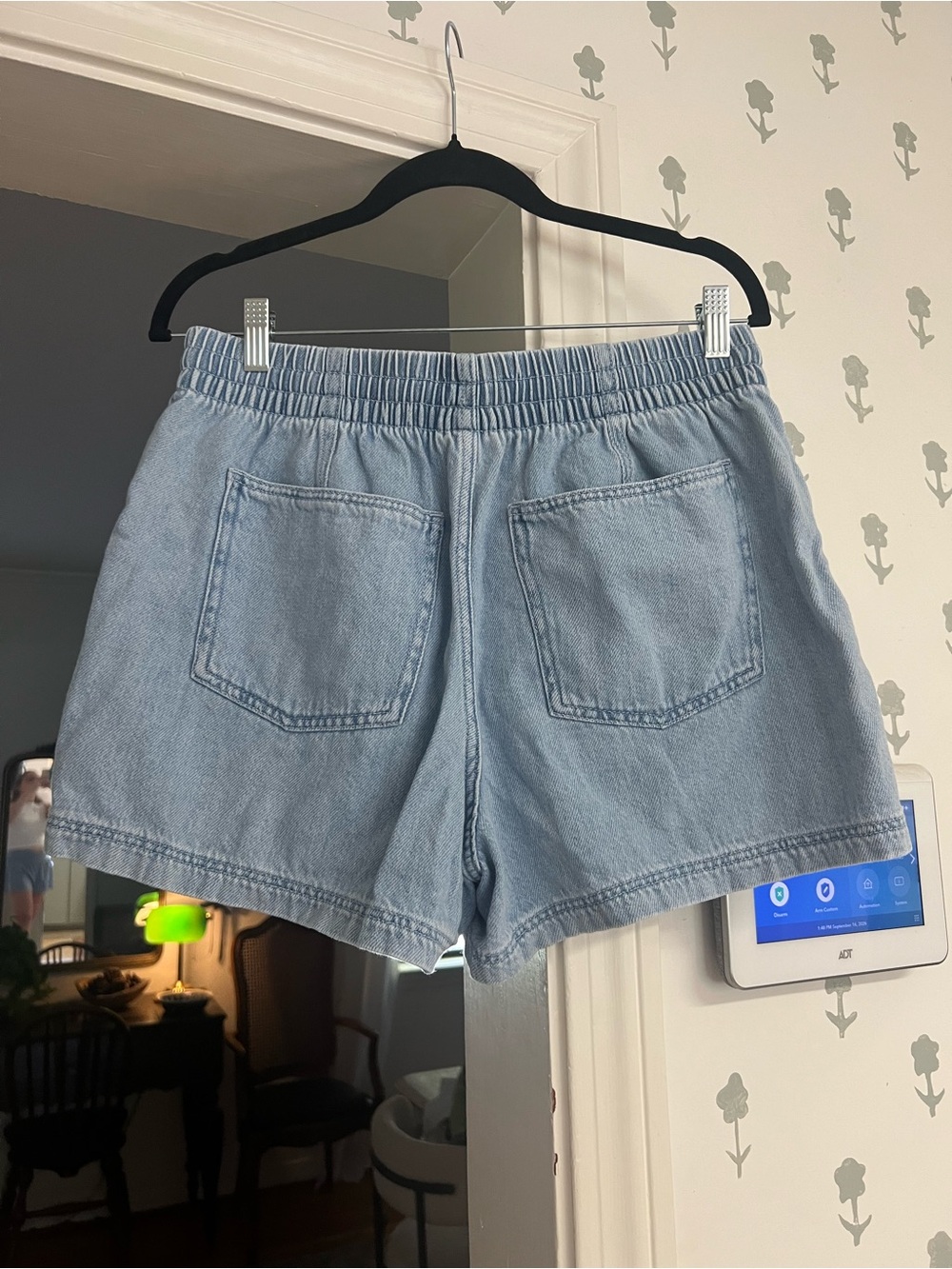 Universal Thread pull on Denim Shorts - Picture 6 of 8